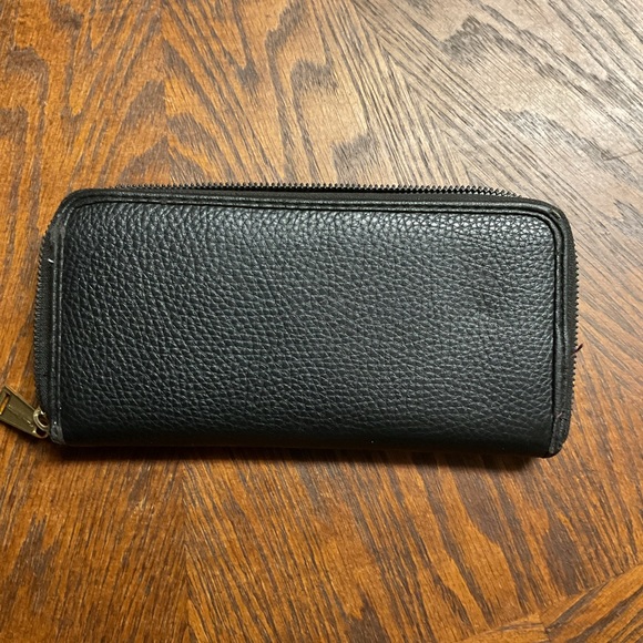 Juicy Couture Black Leather Keychain - Picture 2 of 9